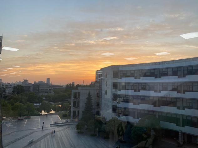 浙江工商大学