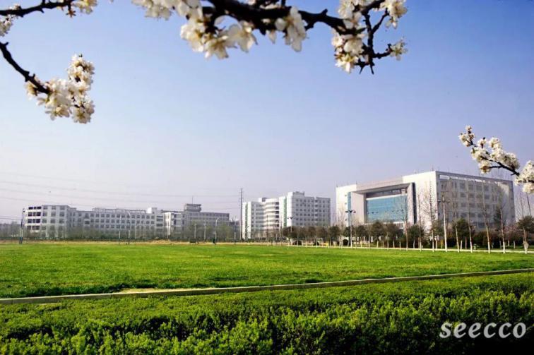 新乡医学院