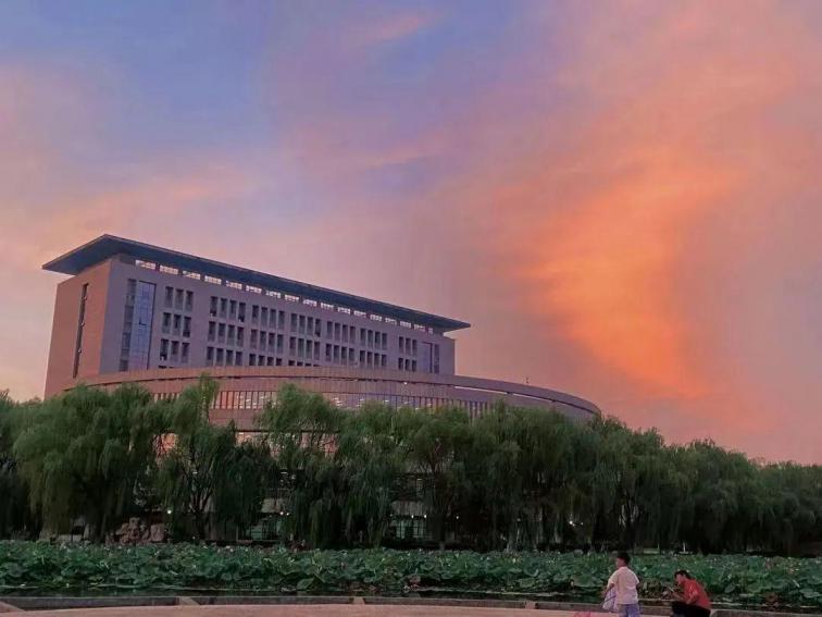 洛阳理工学院