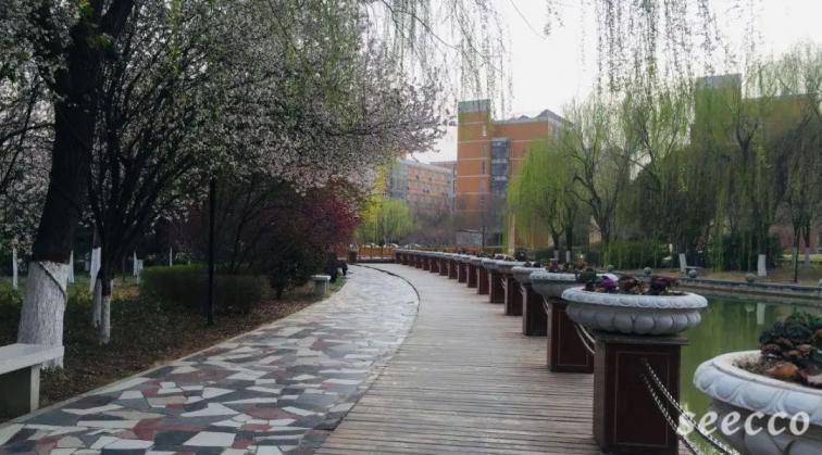 安阳工学院