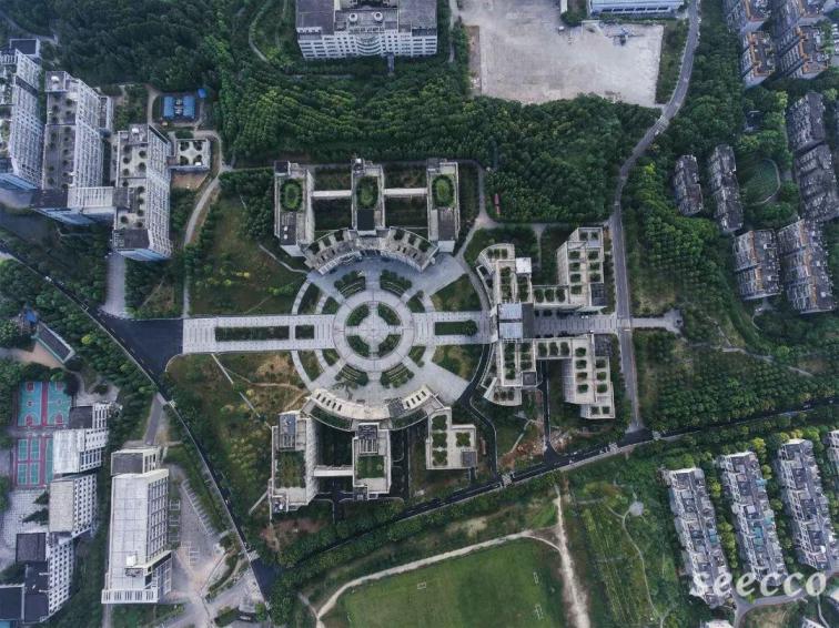 三峡大学科技学院