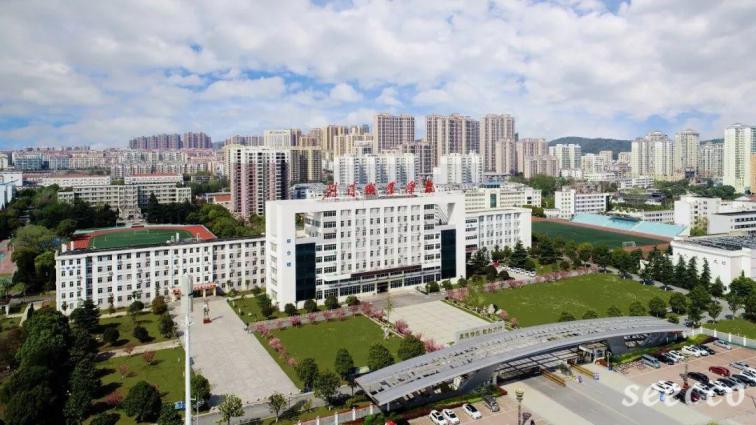 荆门职业学院