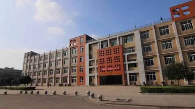 宜宾职业技术学院