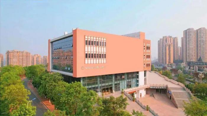 四川三河职业学院