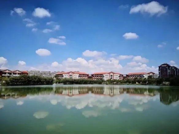 云南民族大学